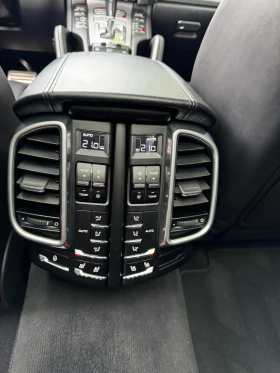 Porsche Cayenne 4.2TDI Ceramica/Burmester/FullLED/Pano - 78900 лв. - 39322974 15