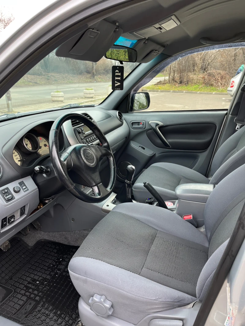 Toyota Rav4 2.0 Газ-Бензин, снимка 7 - Автомобили и джипове - 48222374