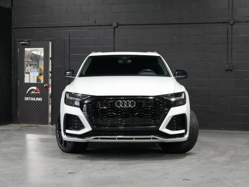 Audi RSQ8 * 4.0Т* QUATTRO* АвтоКредит* (ЦЕНА ДО БГ), снимка 2 - Автомобили и джипове - 52605849