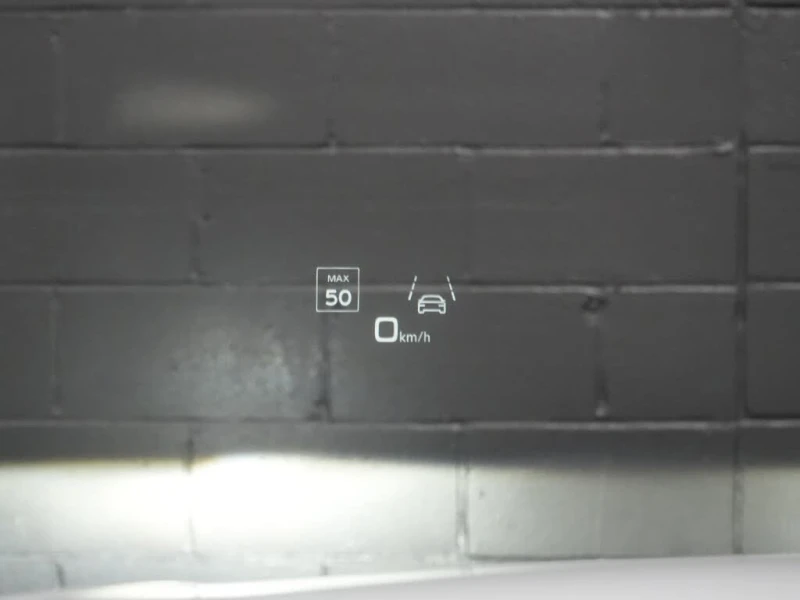 Audi RSQ8 * 4.0Т* QUATTRO* АвтоКредит* (ЦЕНА ДО БГ), снимка 7 - Автомобили и джипове - 52605849