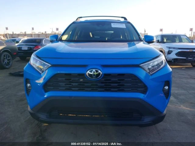 Toyota Rav4 XLE PREMIUM, снимка 1 - Автомобили и джипове - 49006628