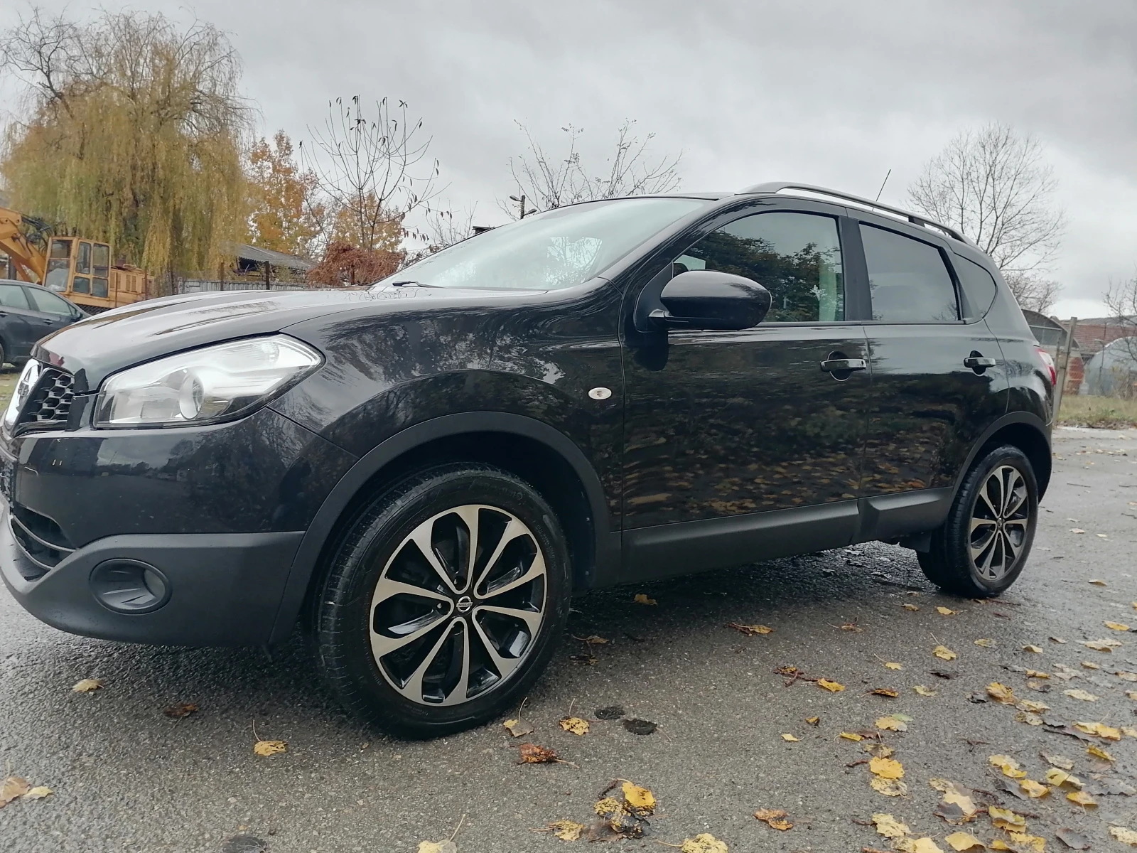 Nissan Qashqai 2.0i 4x4  - изображение 2