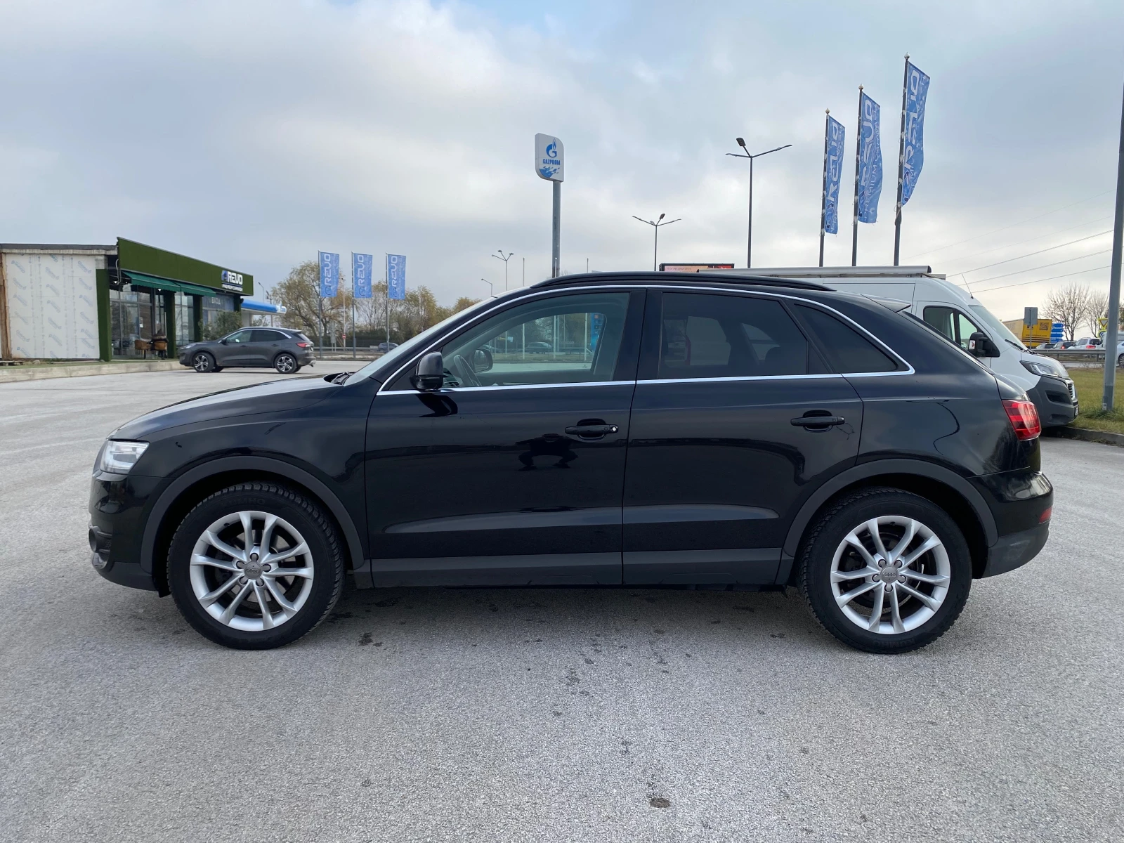 Audi Q3 2.0tdi-automat-navi-top - изображение 4