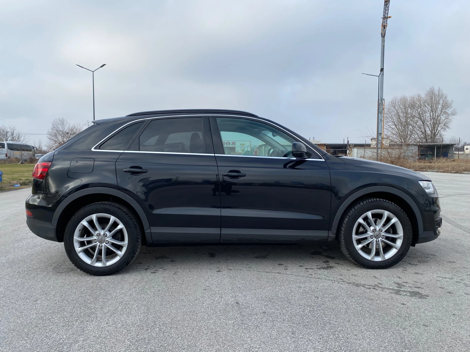 Audi Q3 2.0tdi-automat-navi-top - изображение 8