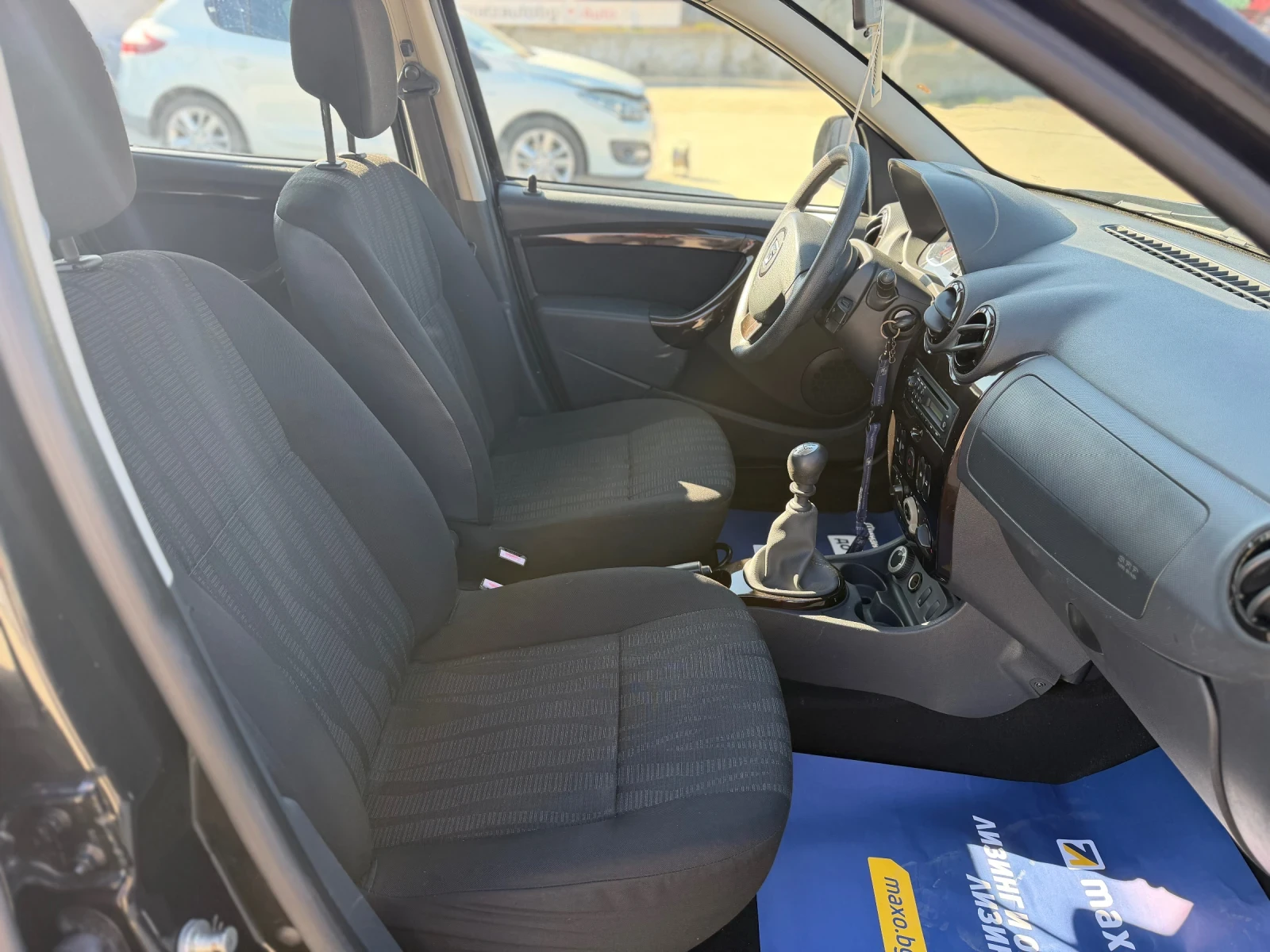 Dacia Duster 1.5DCi/= 110hp= 4x4= 158000, снимка 11 - Автомобили и джипове - 53746367