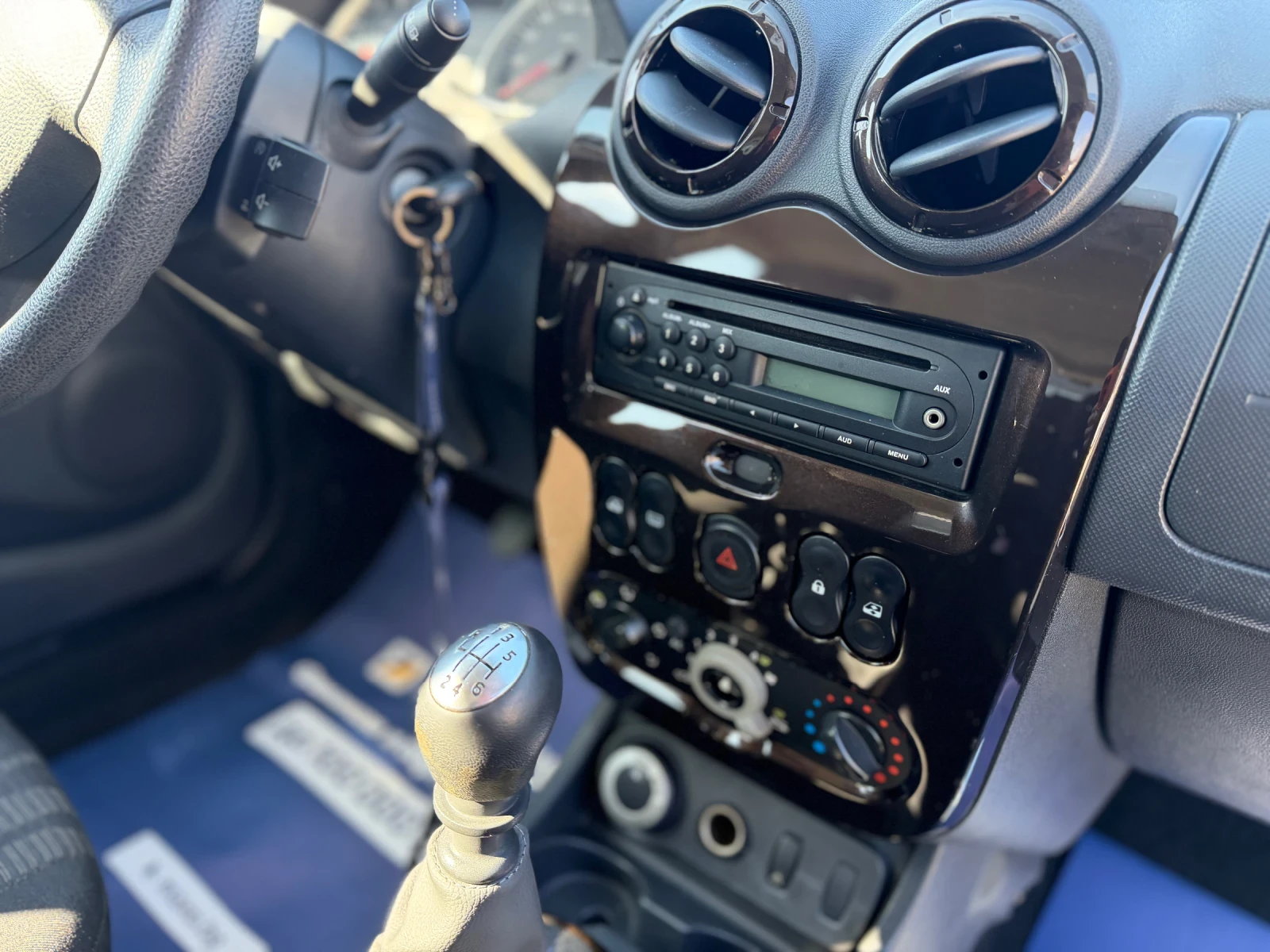 Dacia Duster 1.5DCi/= 110hp= 4x4= 158000 - изображение 10