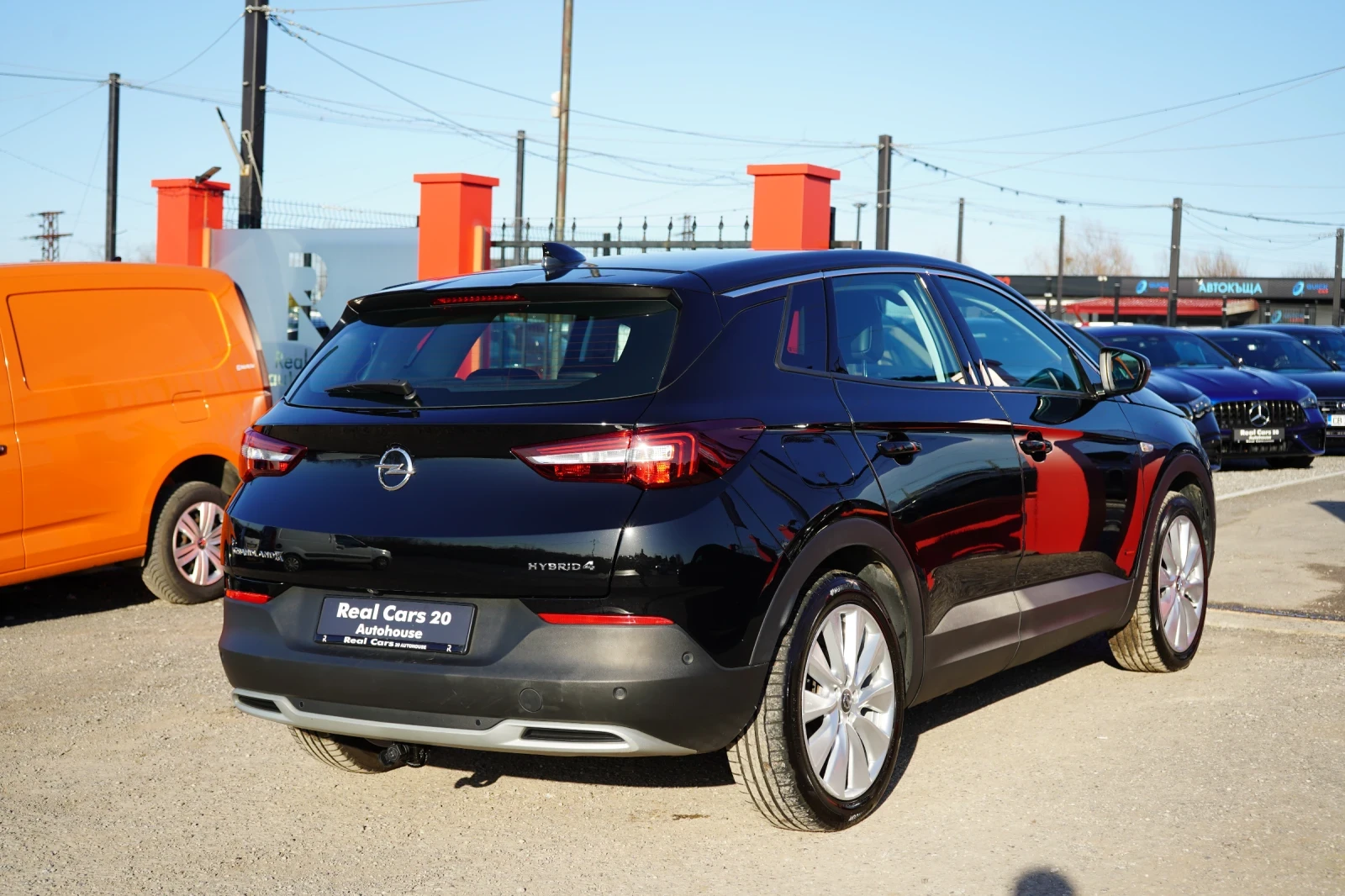 Opel Grandland X * Inovation* 4x4* Plug-in Hybrid* Automatic* , снимка 4 - Автомобили и джипове - 53807817