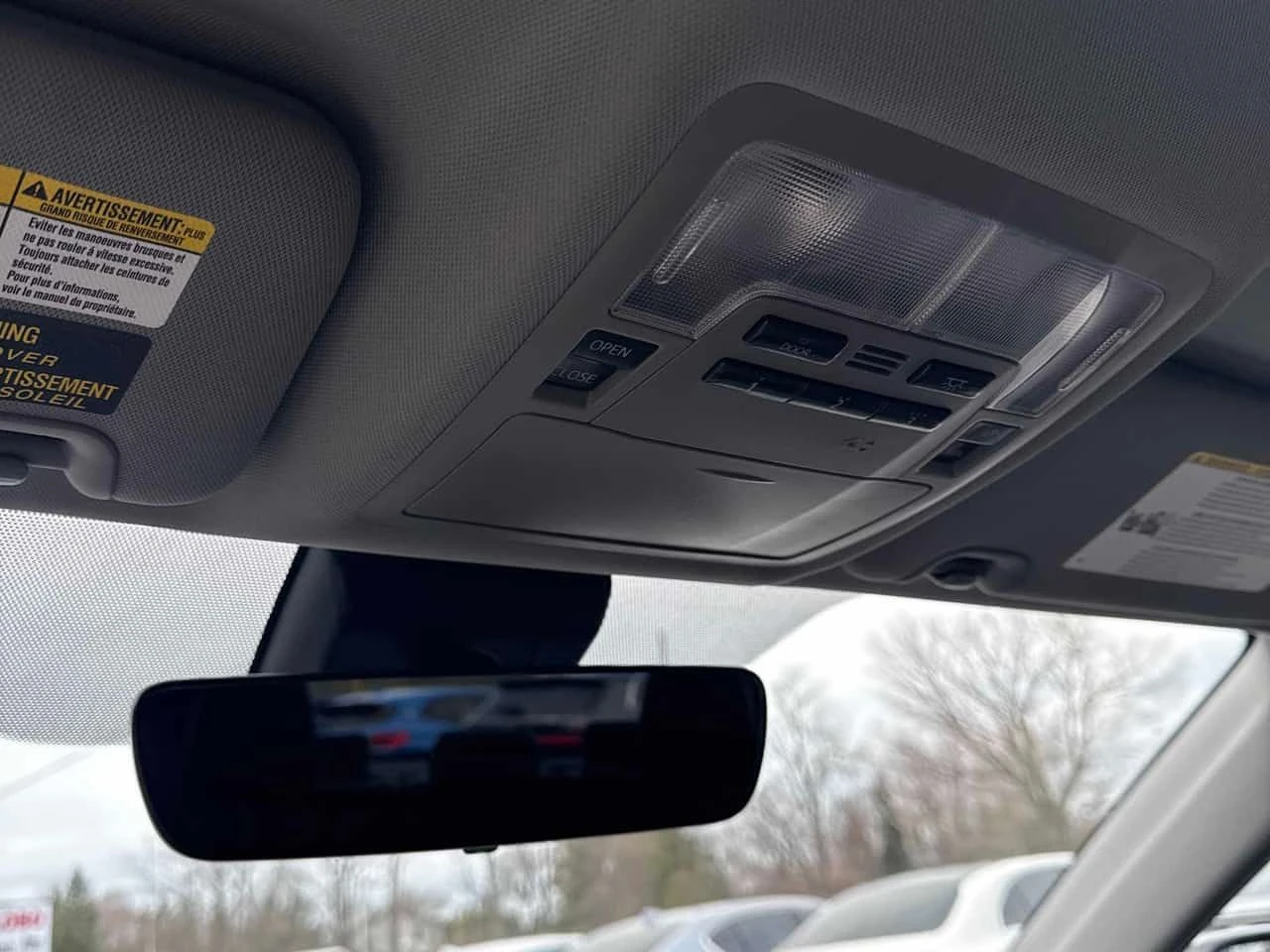 Toyota Highlander XLE/CARFAX/ПОДГРЕВИ/ШИБИДАХ/KEYLESS, снимка 12 - Автомобили и джипове - 54125486