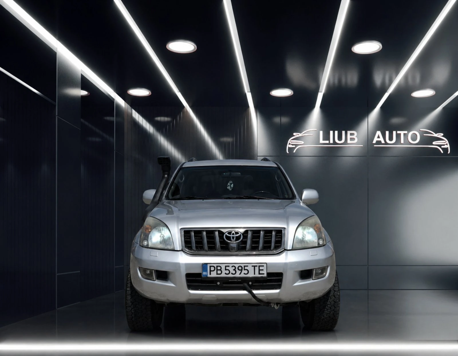 Toyota Land cruiser 120, снимка 3 - Автомобили и джипове - 54344007