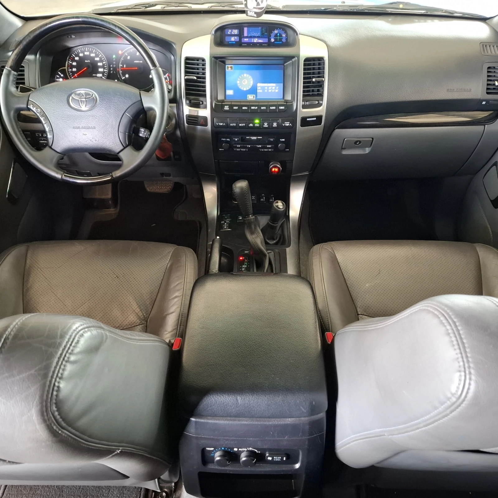 Toyota Land cruiser 120, снимка 7 - Автомобили и джипове - 54344007