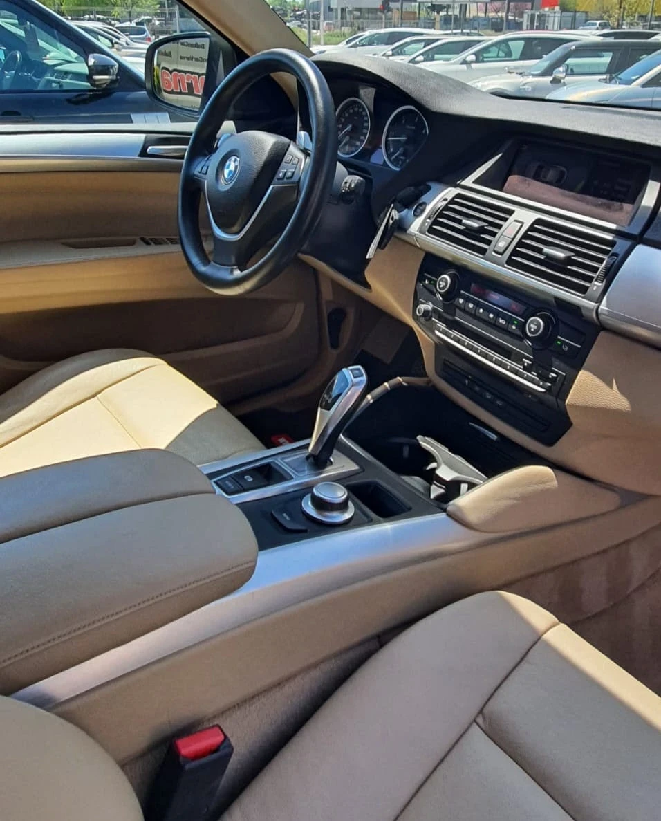 BMW X6 xDRIVE 35d Sport Packet, снимка 11 - Автомобили и джипове - 54444768
