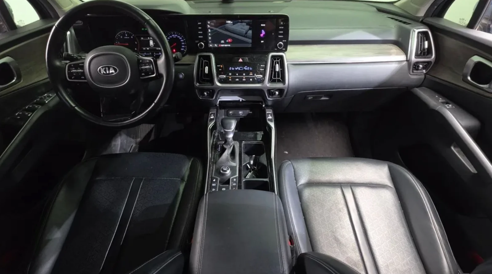 Kia Sorento LANE ASSIST* Крайна цена* , снимка 4 - Автомобили и джипове - 54702793