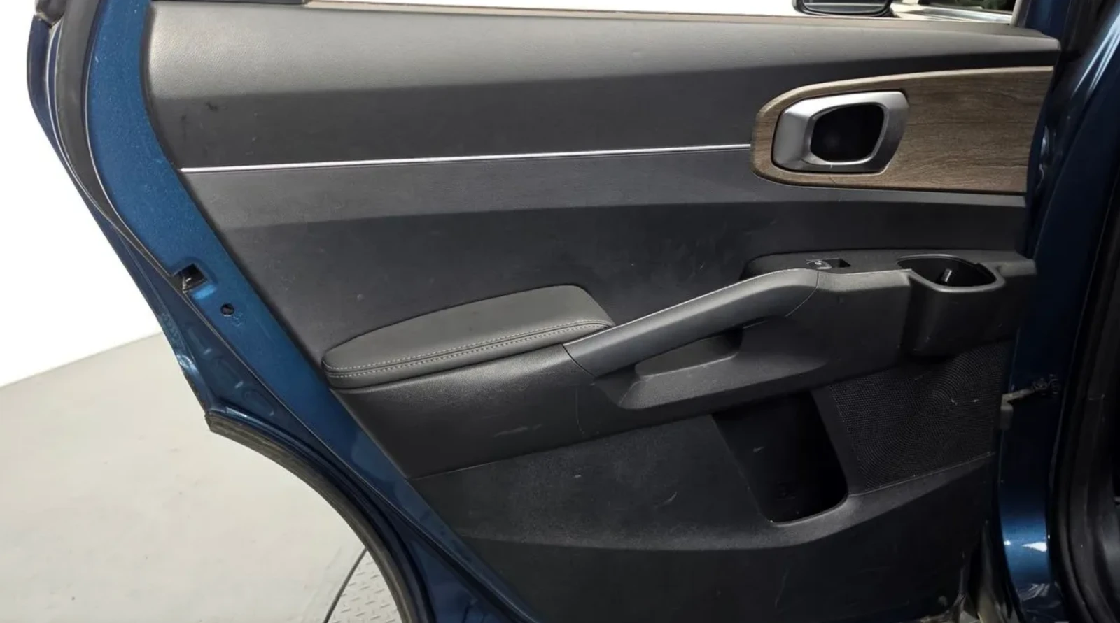 Kia Sorento LANE ASSIST* Крайна цена* , снимка 7 - Автомобили и джипове - 54702793