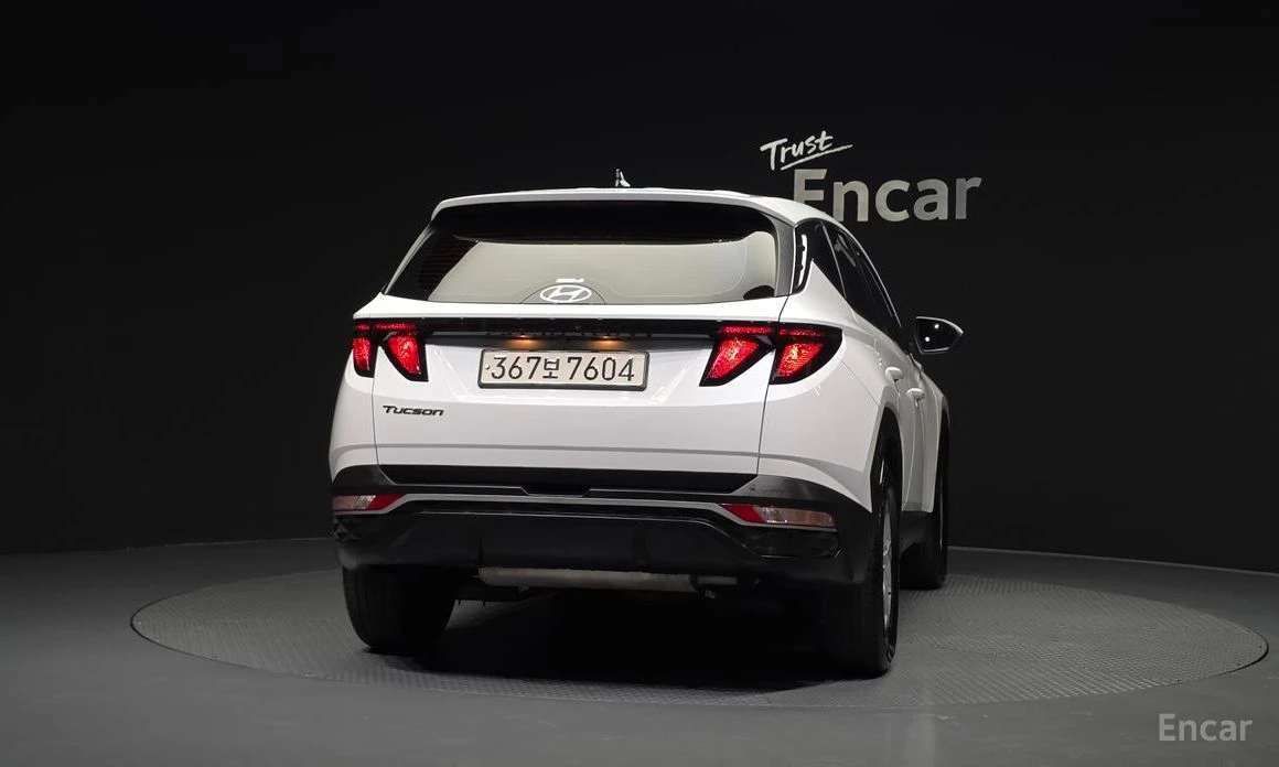 Hyundai Tucson, снимка 4 - Автомобили и джипове - 55551944