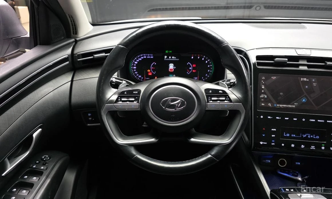 Hyundai Tucson, снимка 13 - Автомобили и джипове - 55551944