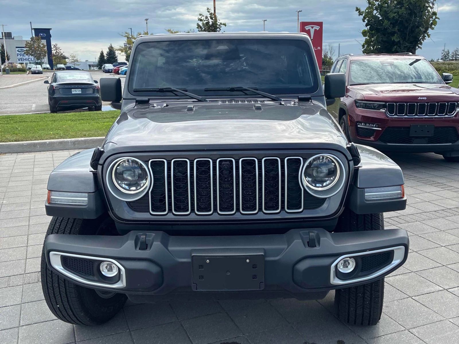 Jeep Wrangler  Sahara * CARFAX * БЕЗ ПЪРВОНАЧАЛНА ВНОСКА, снимка 6 - Автомобили и джипове - 56149958