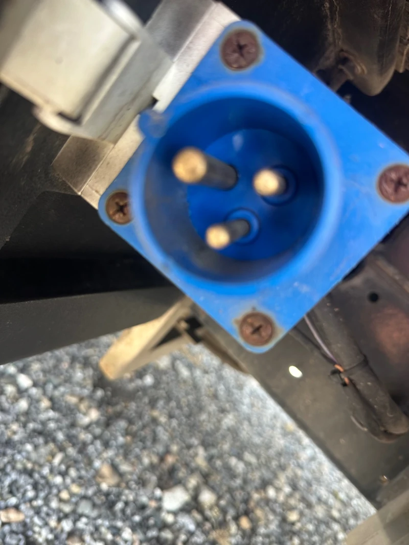 Iveco Daily Топ!40C15!3000!До3.5т!Хладилен!, снимка 10 - Бусове и автобуси - 51590528