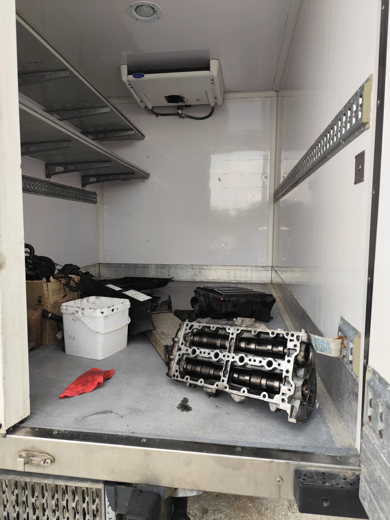 Iveco Daily, снимка 5 - Бусове и автобуси - 55014976