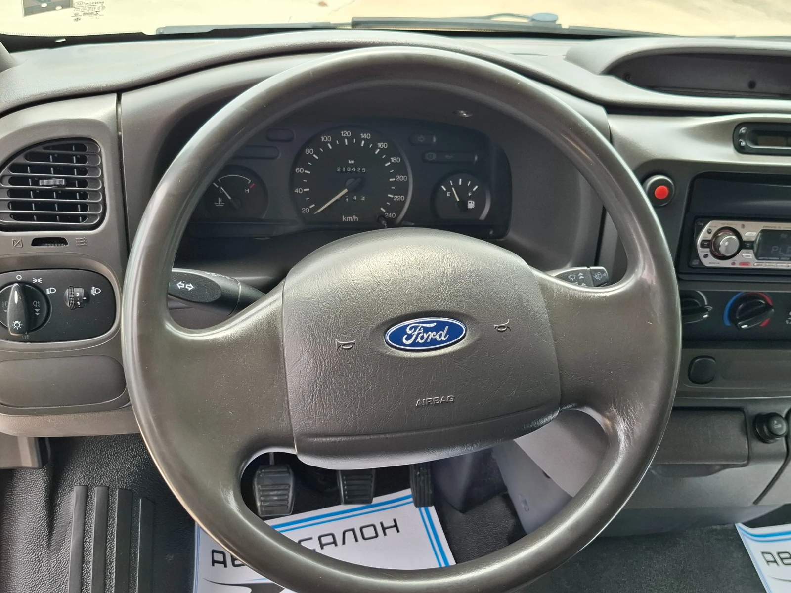 Ford Transit 2.4TD/Климатик/5+ 1м, снимка 7 - Бусове и автобуси - 55132855