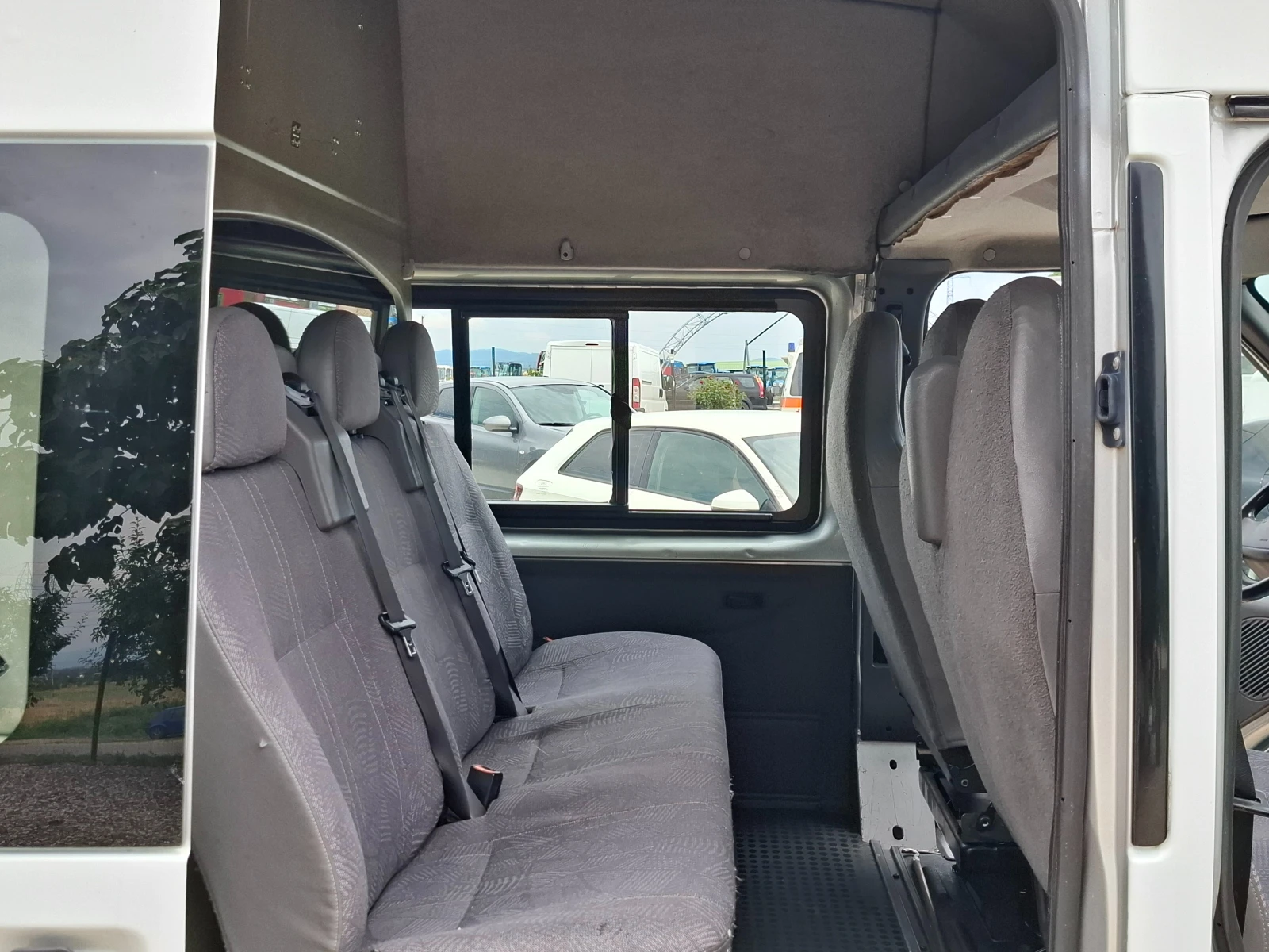 Ford Transit 2.4TD/Климатик/5+ 1м, снимка 10 - Бусове и автобуси - 55132855