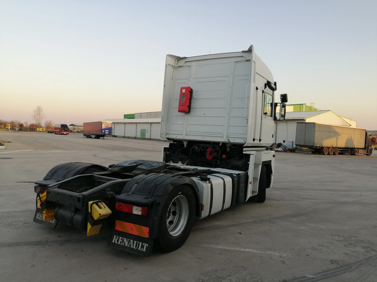 Renault Magnum 440 DXI / Volvo D13 - изображение 9