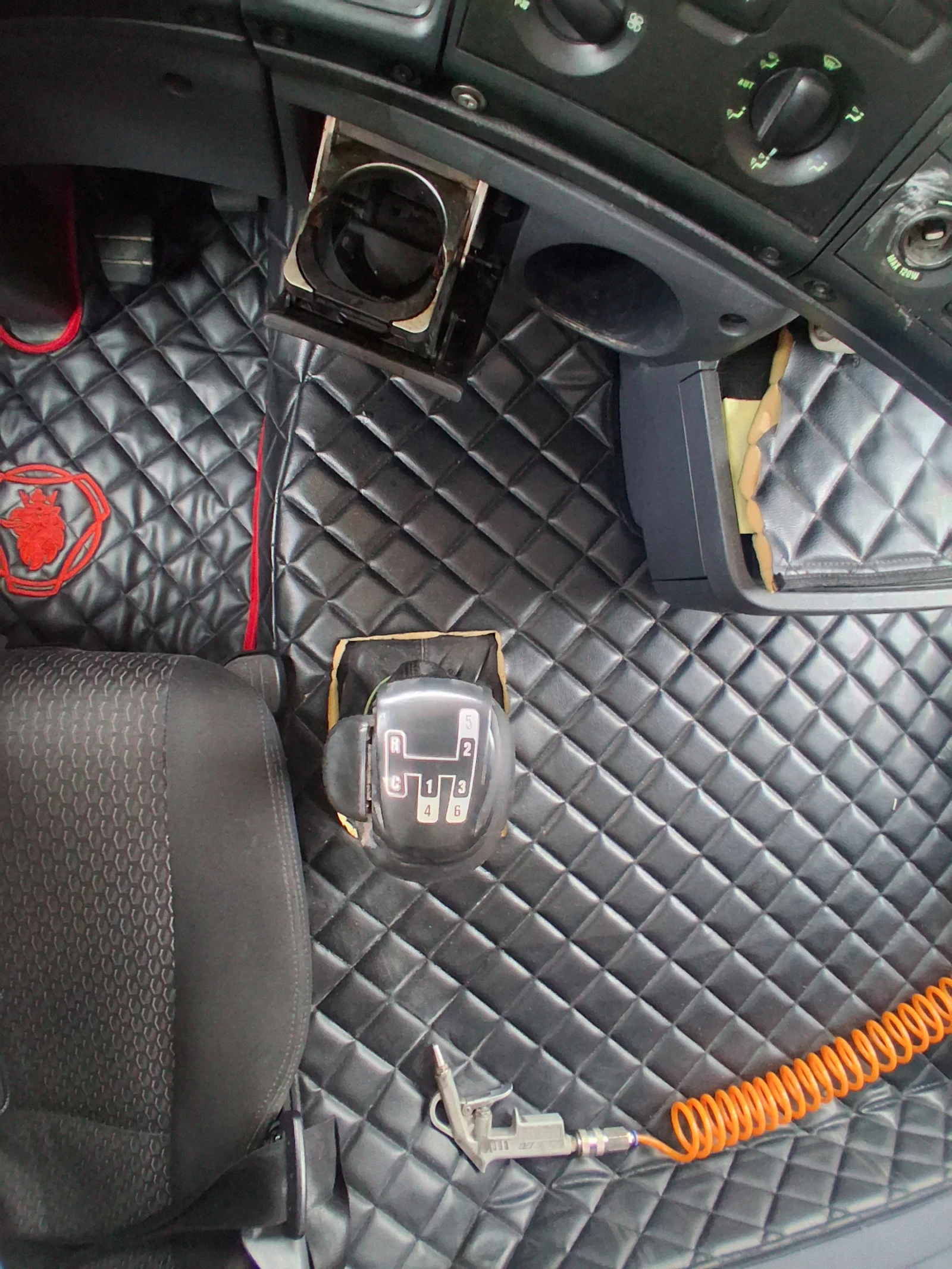 Scania R 420  - изображение 9