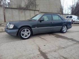 Mercedes-Benz 124 250D, снимка 15