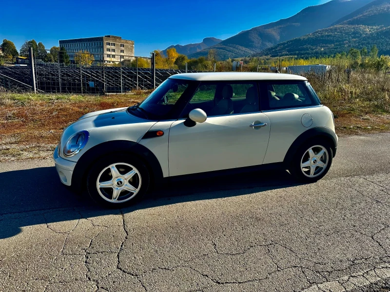 Mini Cooper Швейцария, Пълна сервизна история, Автомат, снимка 3 - Автомобили и джипове - 47739295