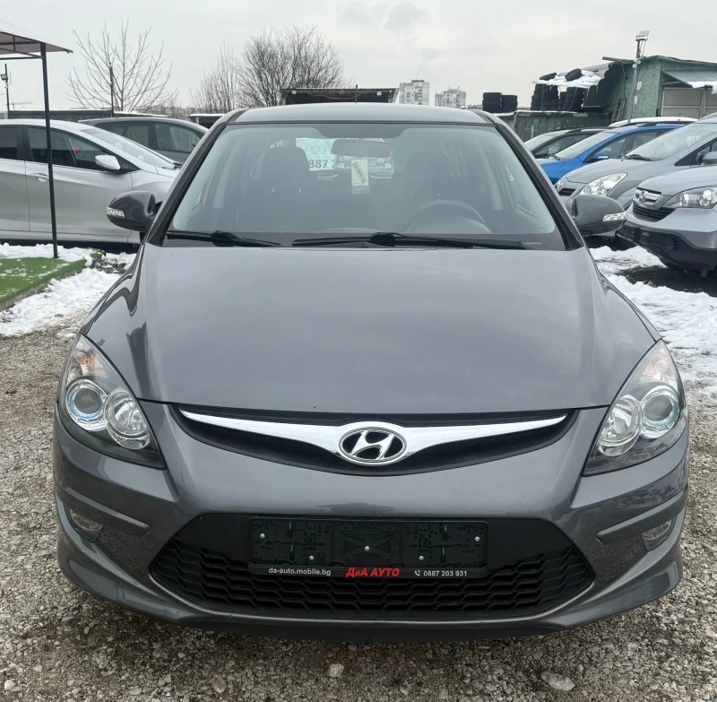 Hyundai I30 1.6i Автомат Швейцария, снимка 9 - Автомобили и джипове - 48690877