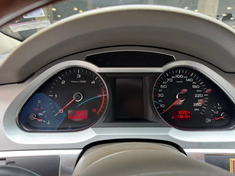 Audi A6  QUATTRO TIPTRONIC ФУЛ ЕКСТРИ, снимка 14 - Автомобили и джипове - 52298904