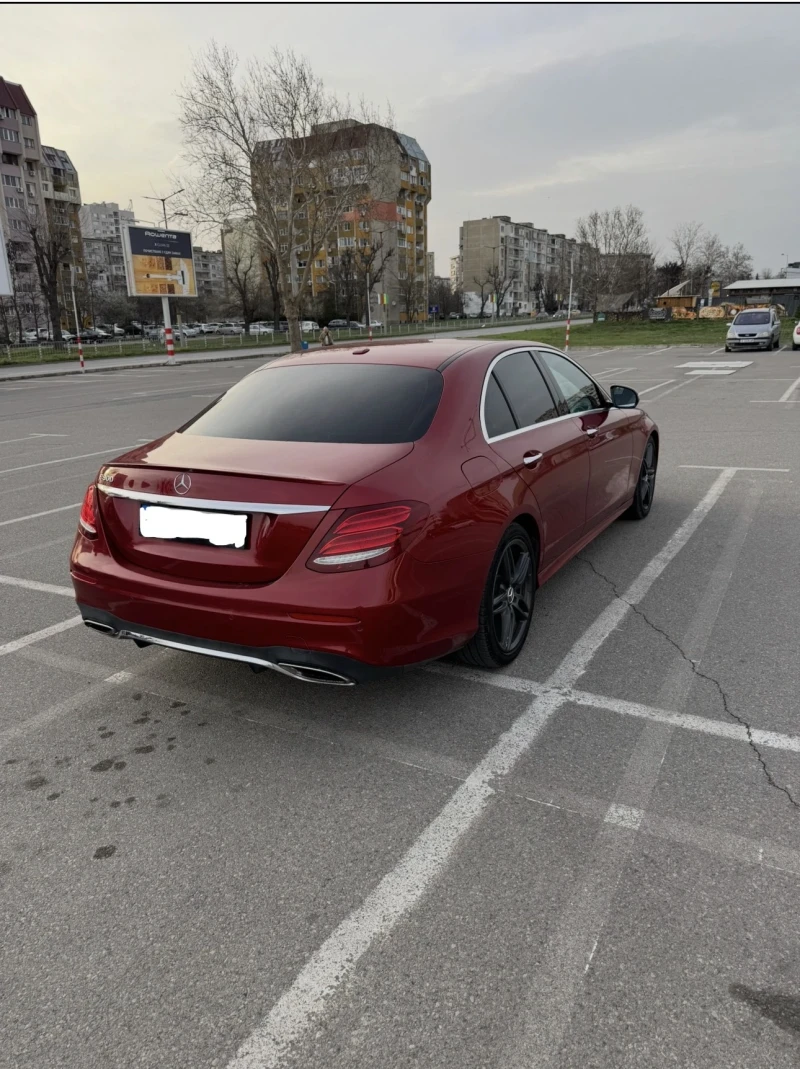 Mercedes-Benz E 300, снимка 4 - Автомобили и джипове - 52382954