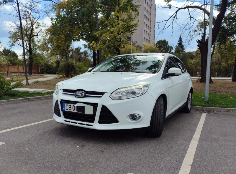 Ford Focus MK3 1.6TDCI Titanium Перфектен, снимка 4 - Автомобили и джипове - 52461550