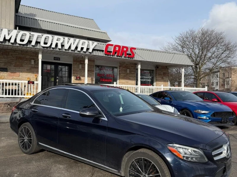 Mercedes-Benz C 300 * HeadUp * * AвтоКредит* (ЦЕНА ДО БГ), снимка 4 - Автомобили и джипове - 53471614