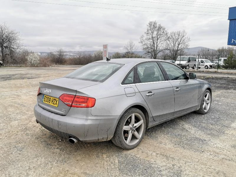 Audi A4 3.2fsi, снимка 4 - Автомобили и джипове - 42620392