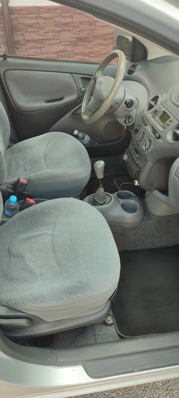 Toyota Yaris VVTI, снимка 4 - Автомобили и джипове - 55080928