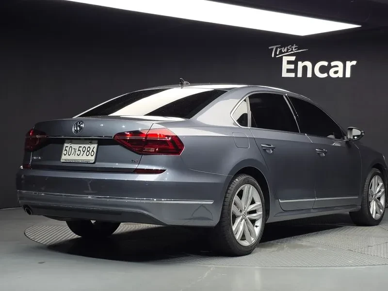 VW Passat  2.0 Tdi Prestige, снимка 2 - Автомобили и джипове - 55923223