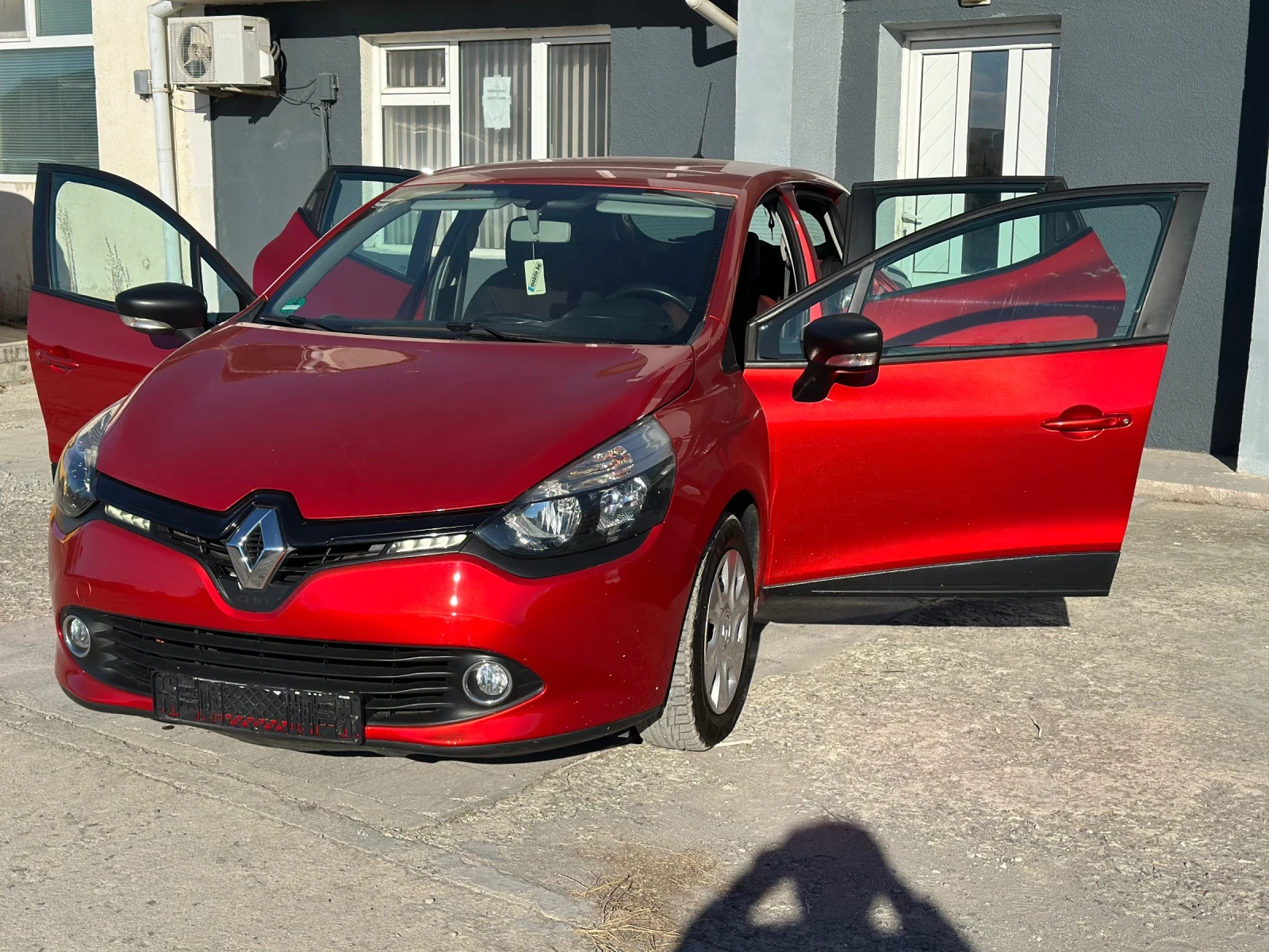 Renault Clio 1.2 Бензин - изображение 9