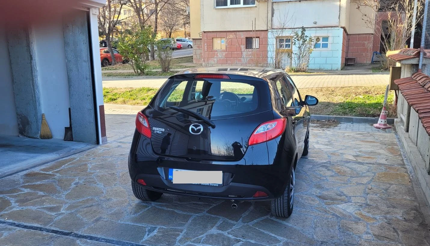 Mazda 2 1.5 - изображение 4