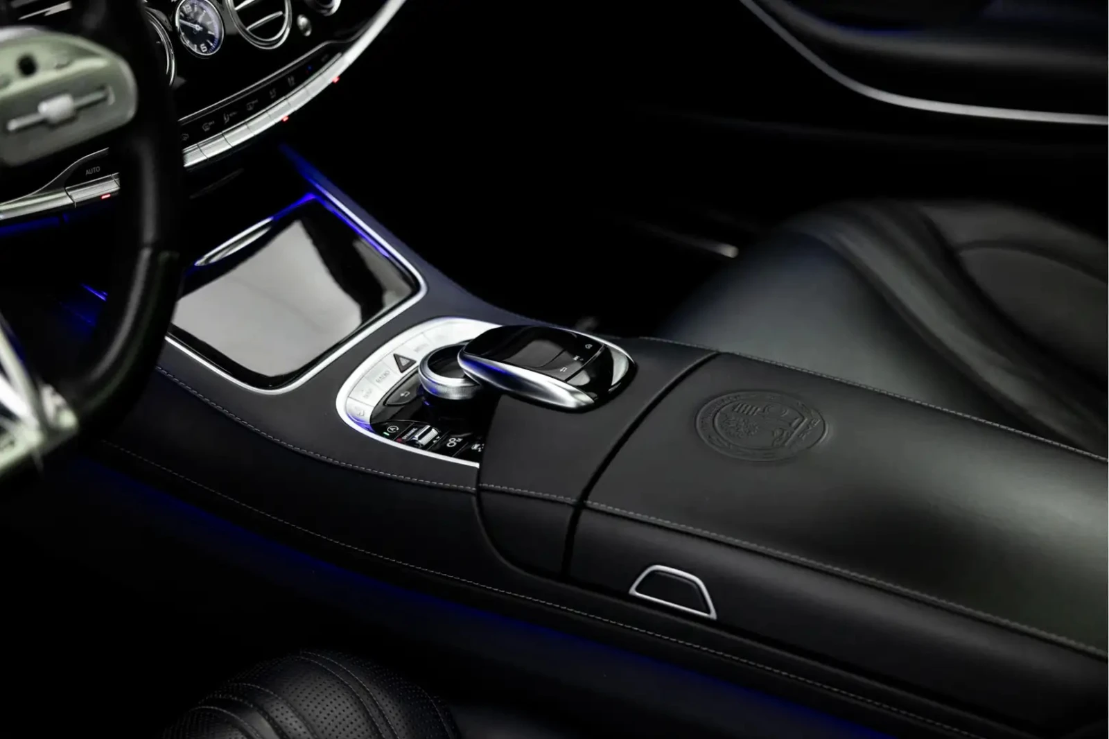 Mercedes-Benz S 63 AMG Long 4Matic Chauffeur Package - изображение 7