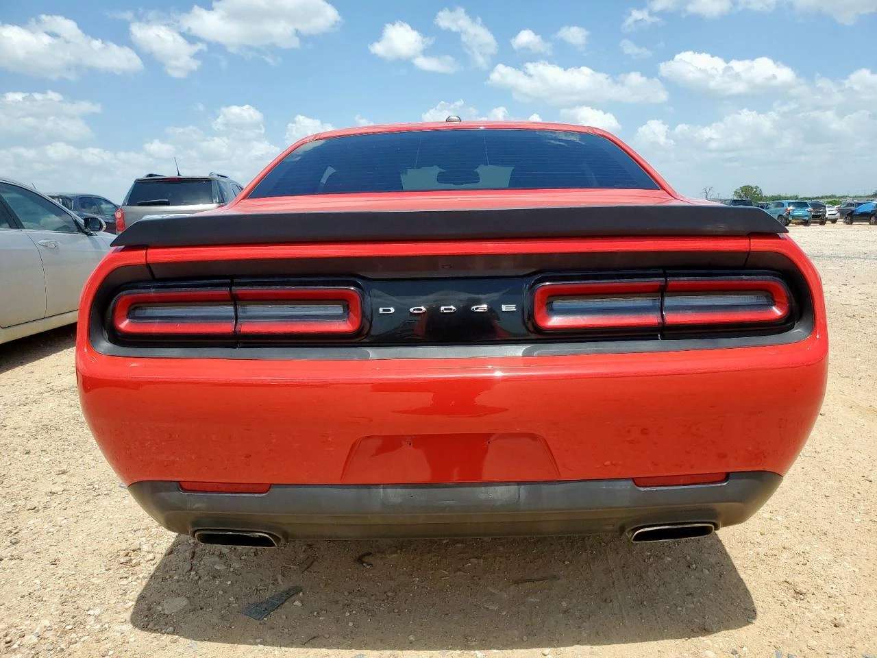 Dodge Challenger SXT* РЕАЛЕН ПРОБЕГ - изображение 6