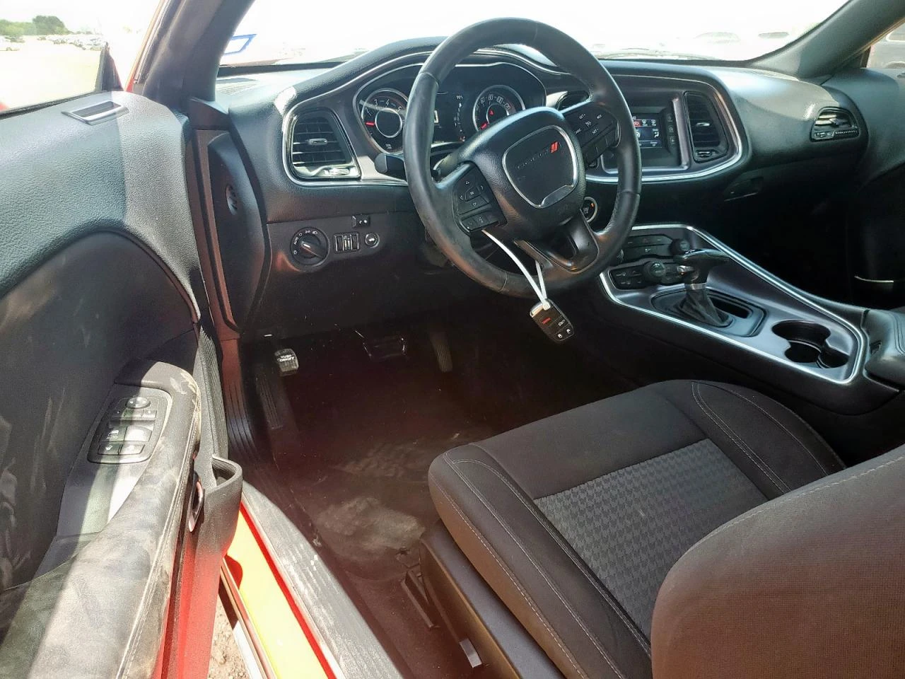 Dodge Challenger SXT* РЕАЛЕН ПРОБЕГ - изображение 8