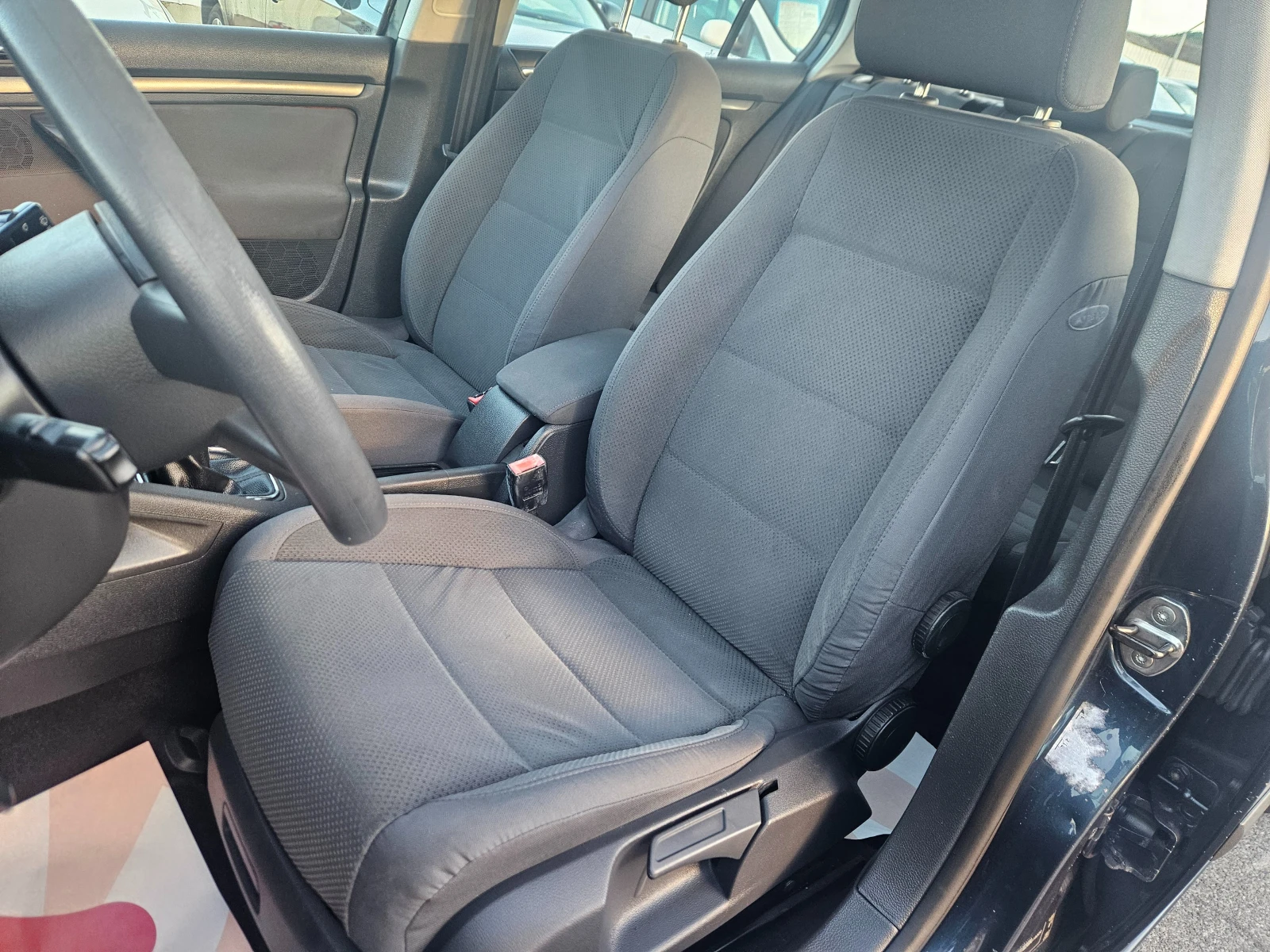 VW Golf 1, 9TDI 6-SKOROSTI - изображение 8