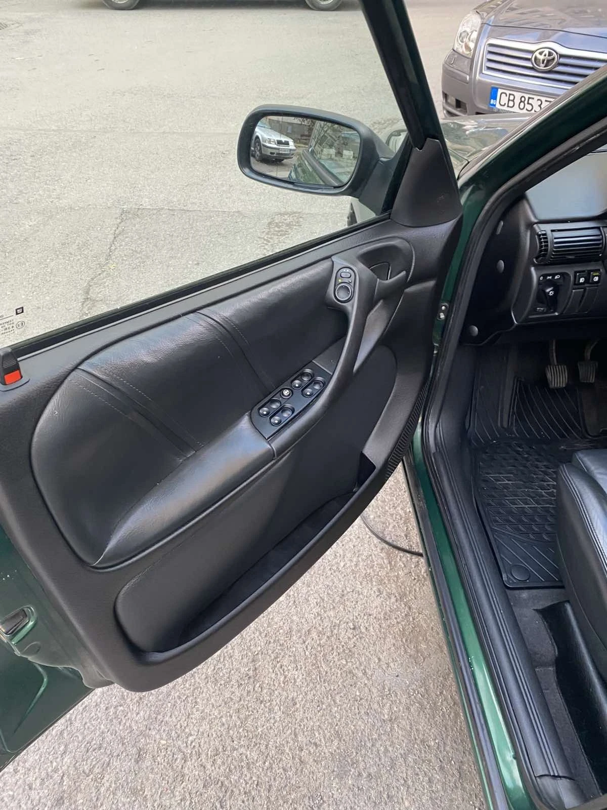 Opel Astra 2.0 16v - изображение 4