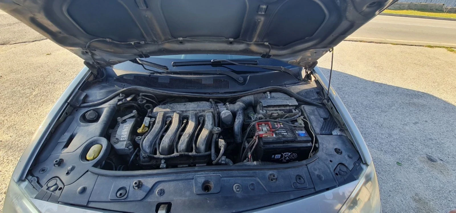 Renault Megane 1.6 112к.с 16v  - изображение 7