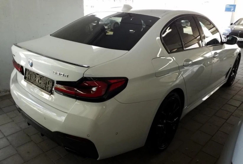 BMW 530 d xDrive LCI M-Sport Laser/DA+ /HUD/Individual - изображение 3