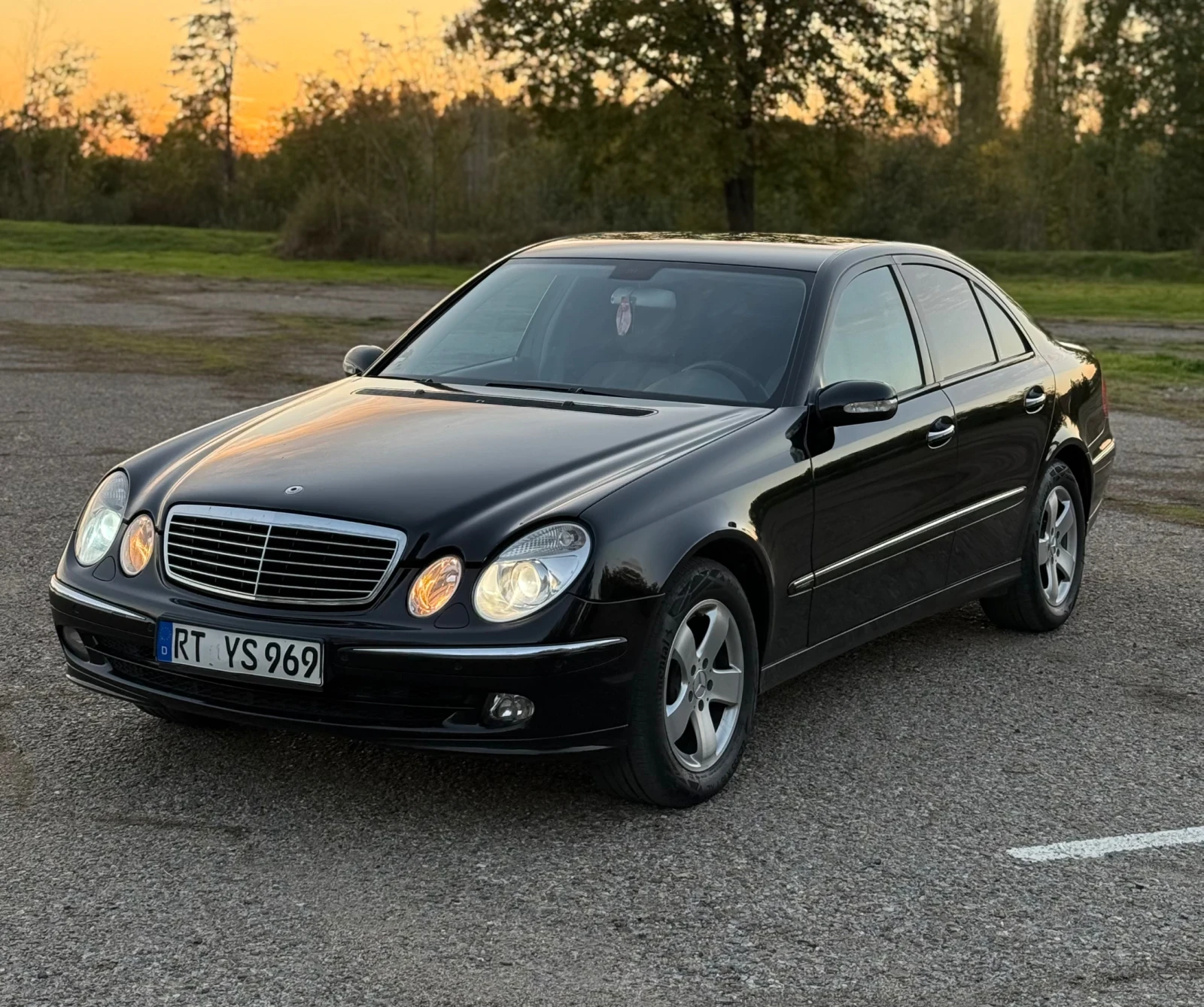 Mercedes-Benz E 270 2.7 - изображение 5