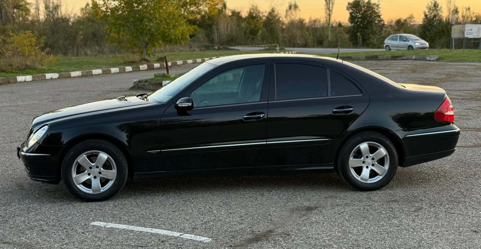 Mercedes-Benz E 270 2.7 - изображение 8