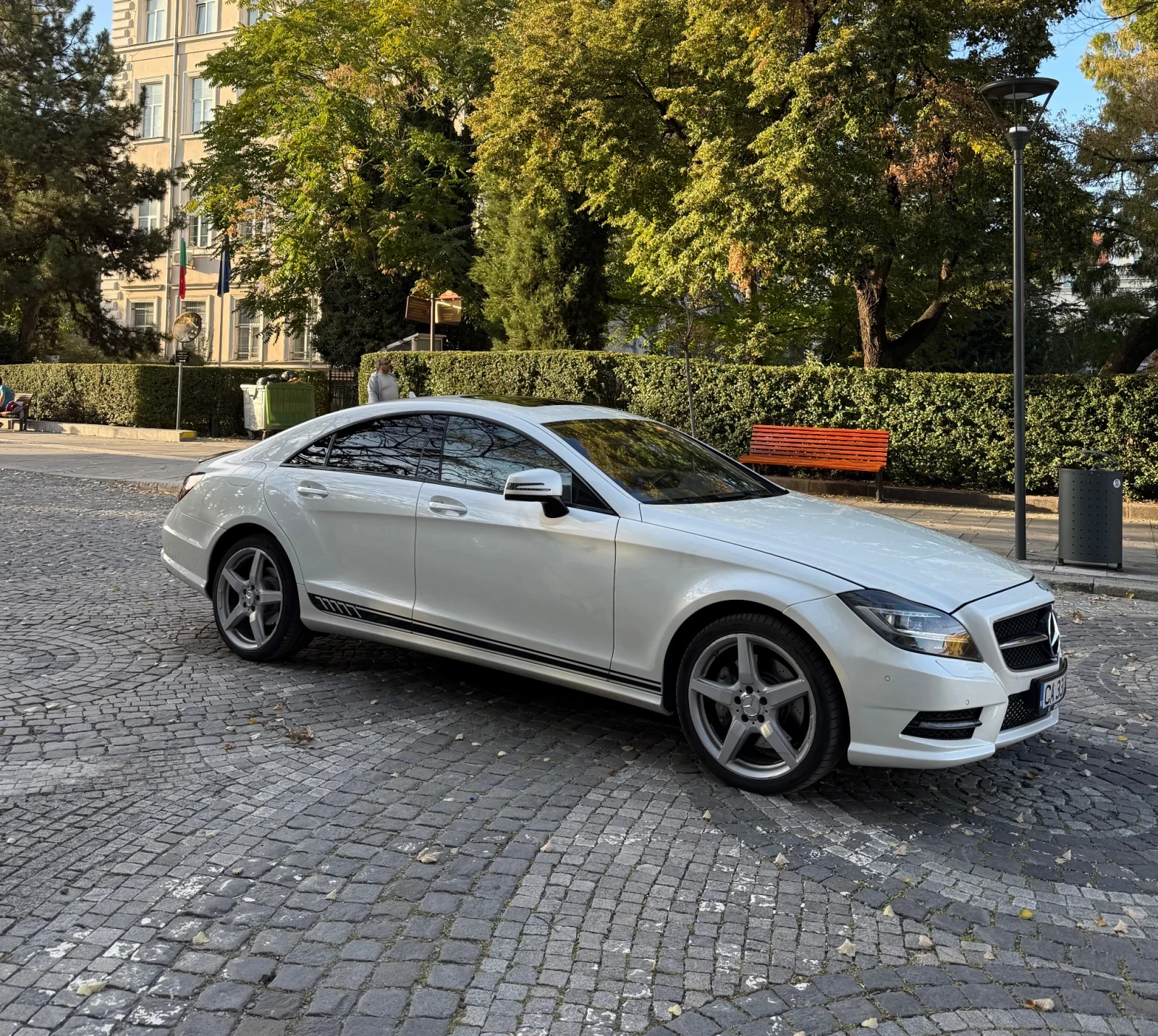 Mercedes-Benz CLS 350 Първи собственик - изображение 3