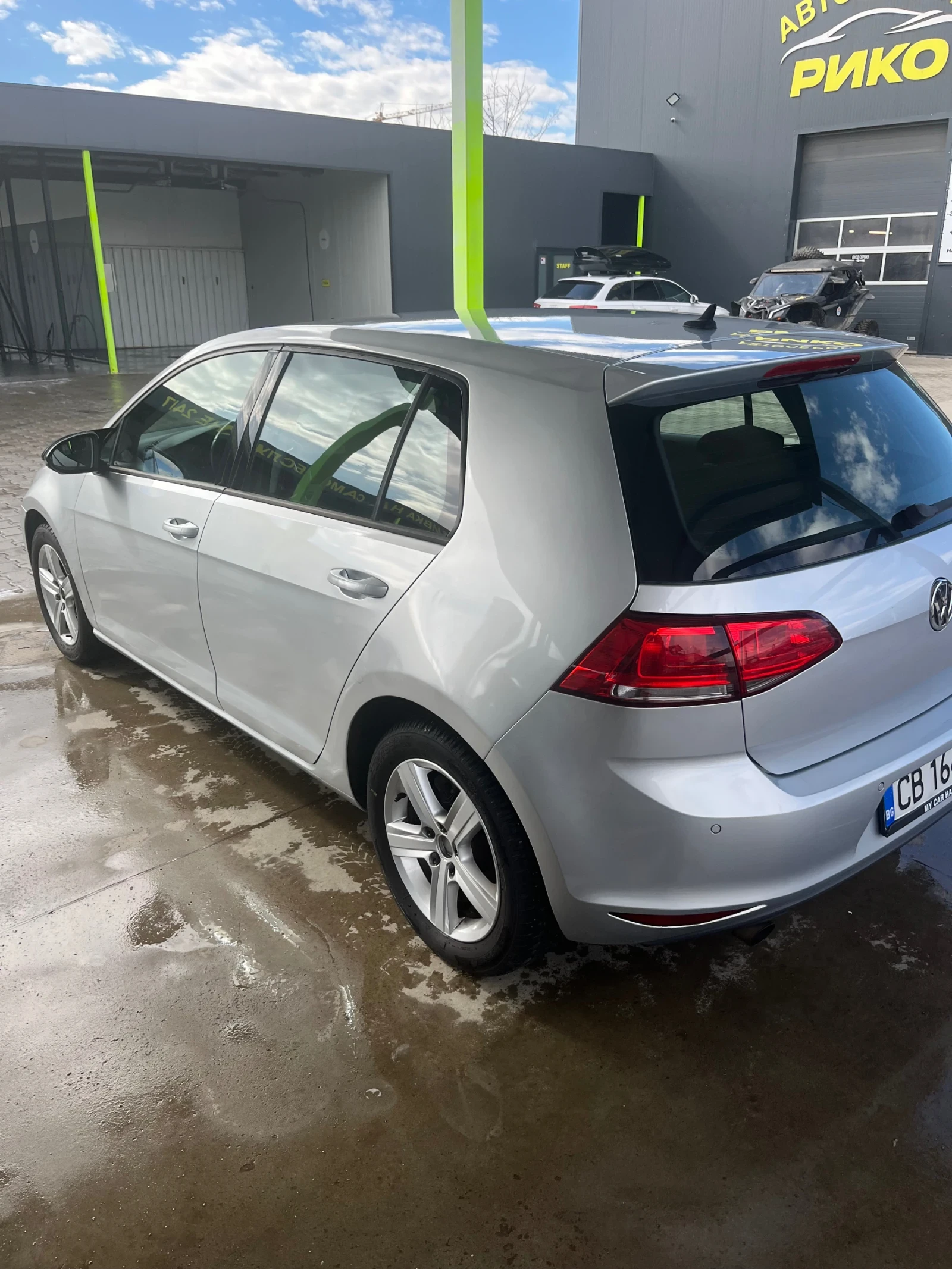 VW Golf Регистриран Обслужен , снимка 2 - Автомобили и джипове - 53651892