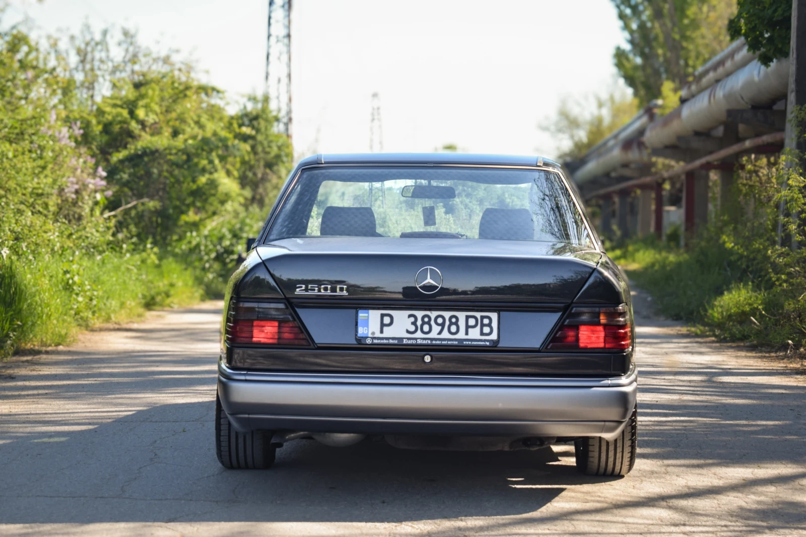 Mercedes-Benz 124 250D, снимка 2 - Автомобили и джипове - 53563044